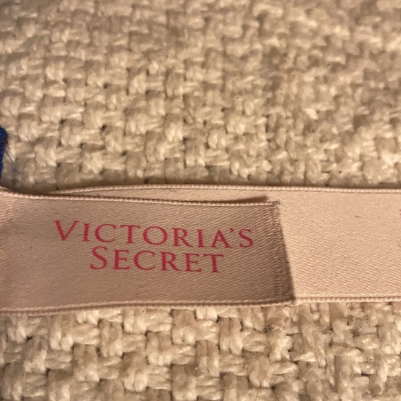 Bra - Picture 3 of 4